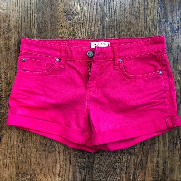 Sanctuary Red Denim Jean Cuffed Structured Shorts Size 27 4 - Picture 1 of 11